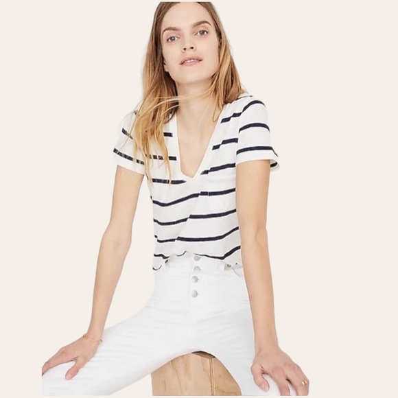 Madewell Whisper Cotton V-Neck Pocket Tee in Creston Stripe 💕 - Picture 1 of 4